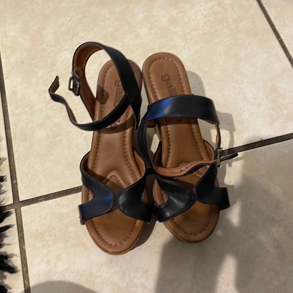 Galibelle wedges